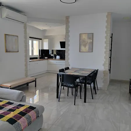 Maris Apartmán *